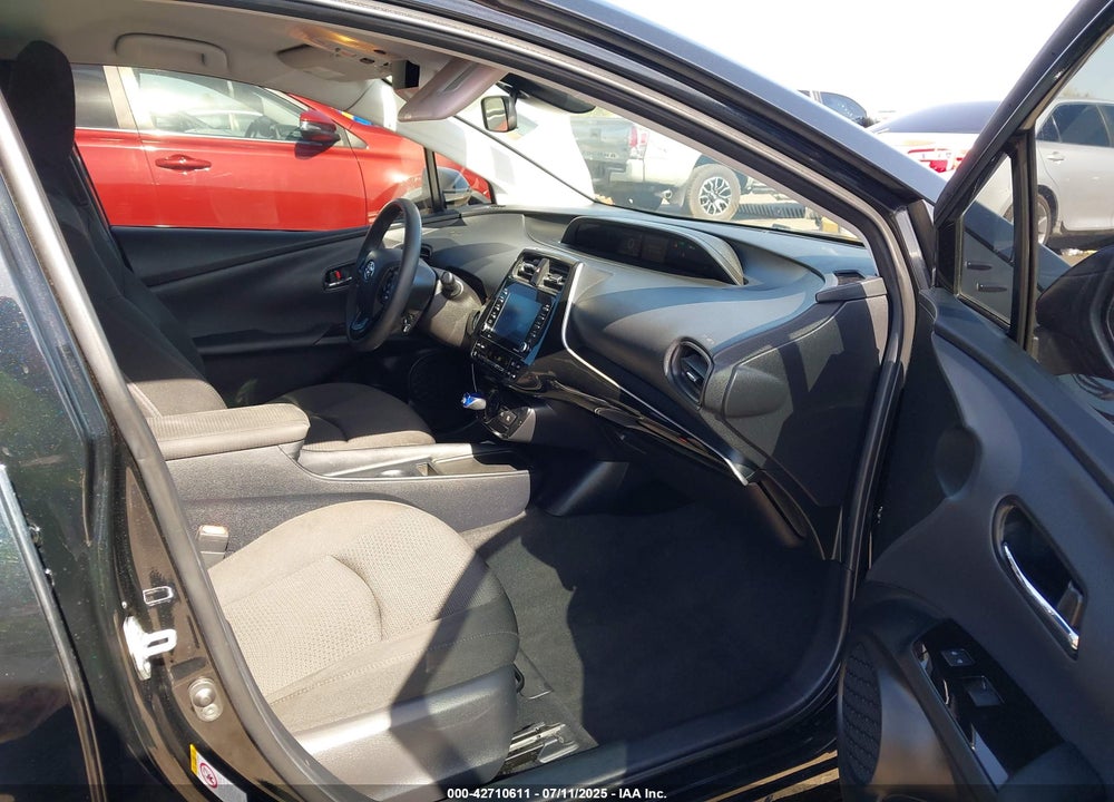 2021 TOYOTA PRIUS VIN: JTDKAMFU4M3148468