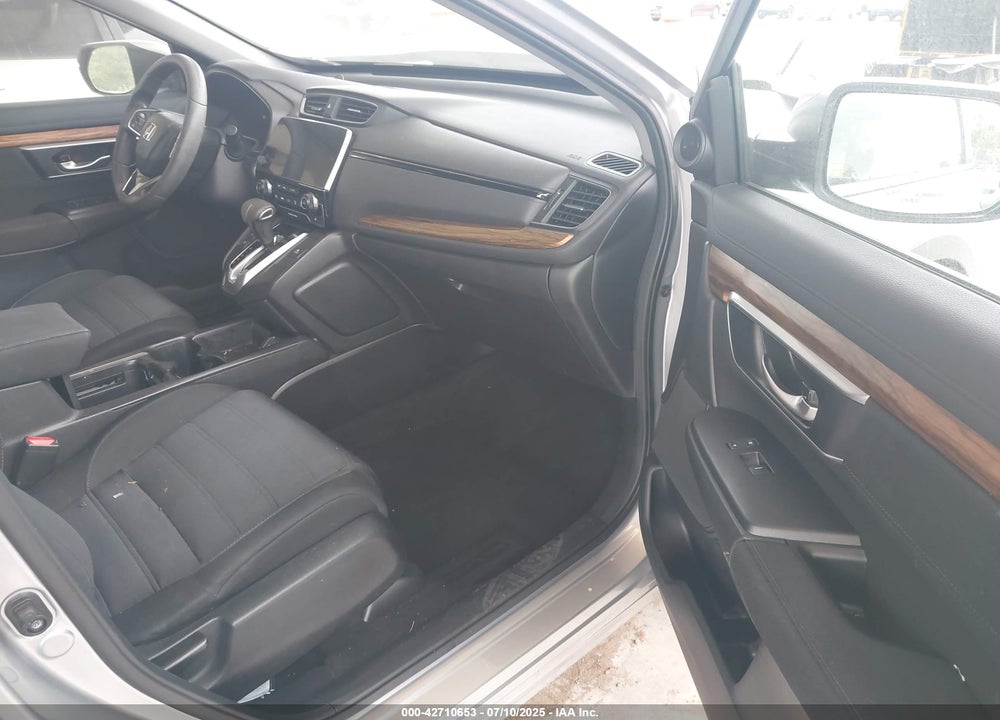 2018 HONDA CR-V VIN: 2HKRW2H59JH629603