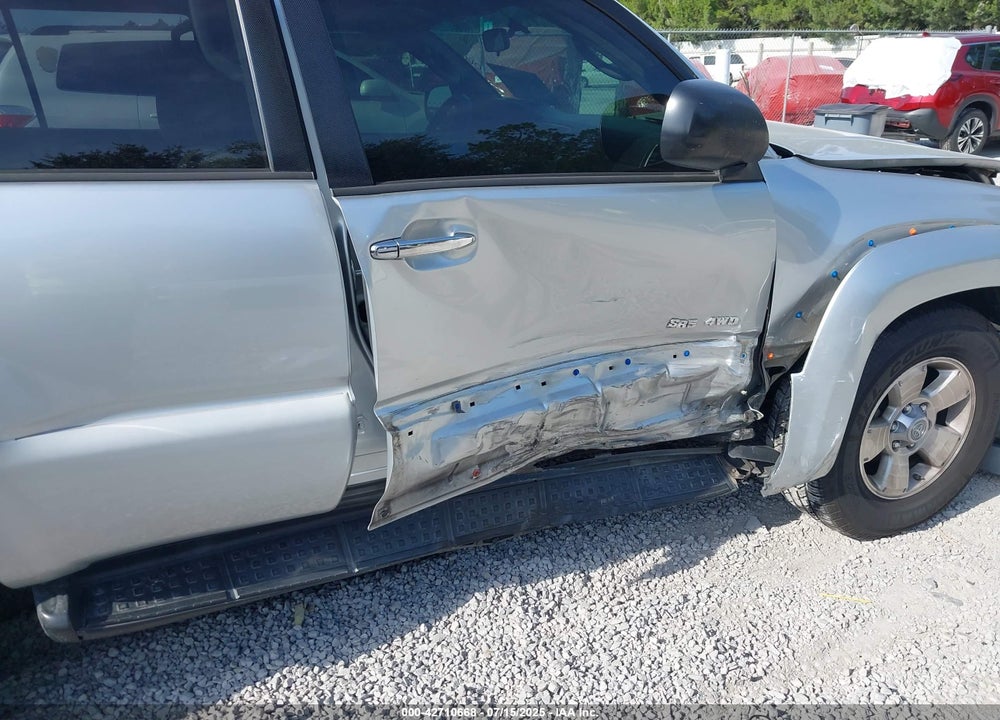 2006 TOYOTA 4RUNNER SR5 V8 VIN: JTEBT14R760063079