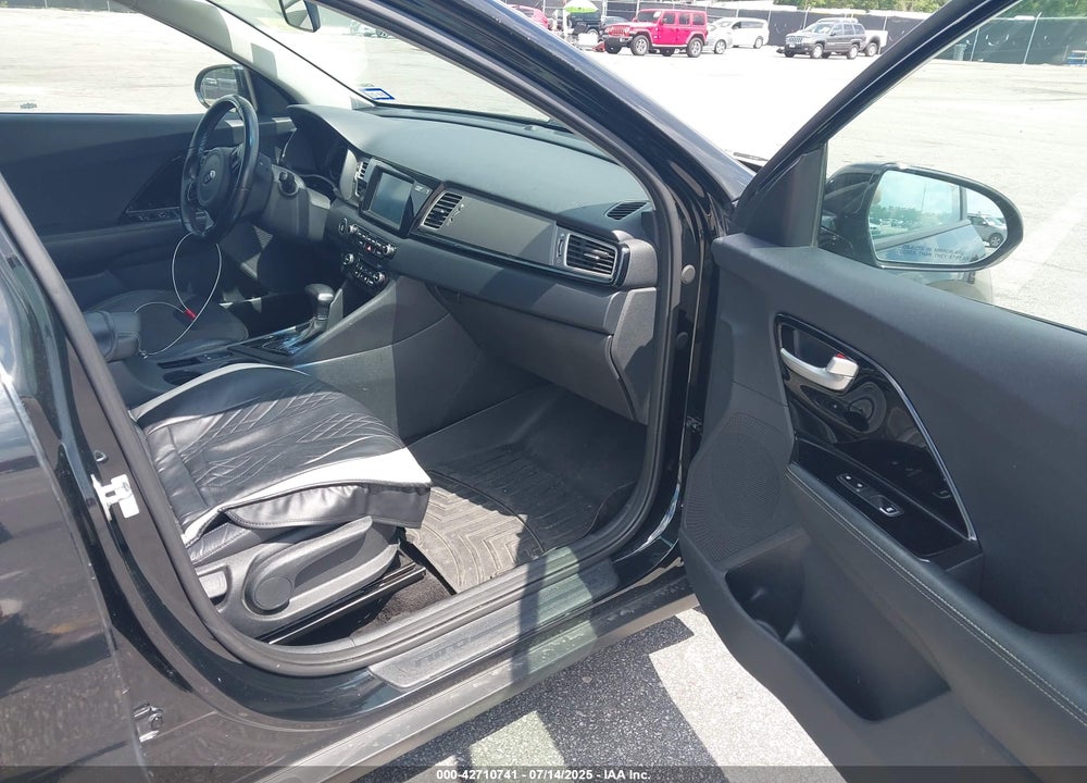 2017 KIA NIRO VIN: KNDCC3LC1H5087014