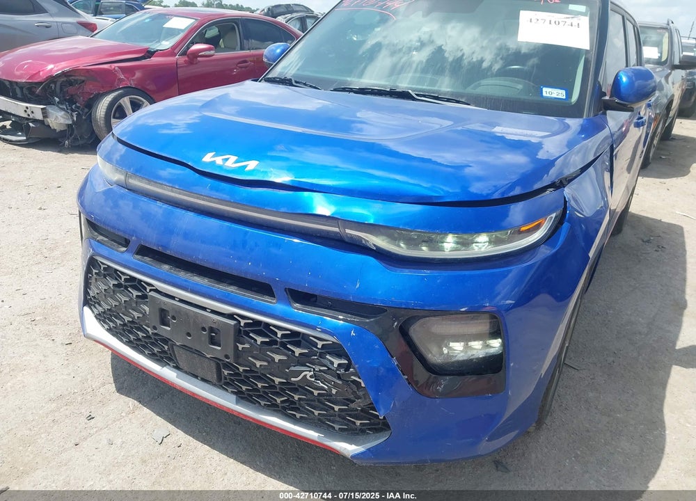 2022 KIA SOUL VIN: KNDJ53AF8N7818875