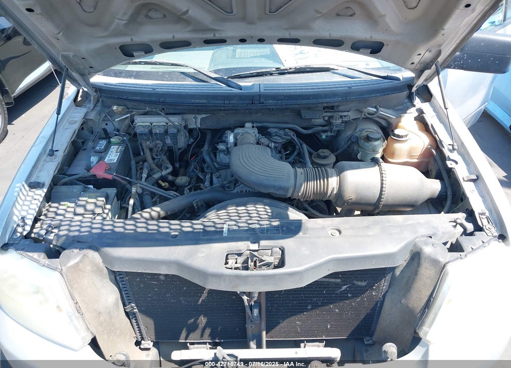 2005 FORD F-150 STX/XL/XLT VIN: 1FTRX12W85FB58939