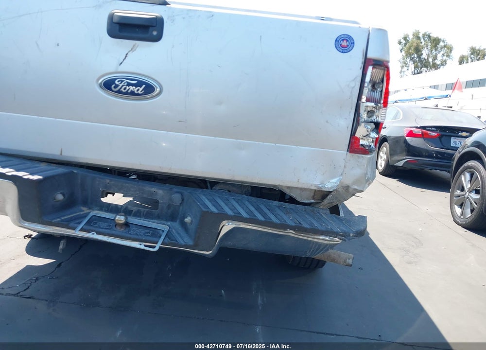 2005 FORD F-150 STX/XL/XLT VIN: 1FTRX12W85FB58939