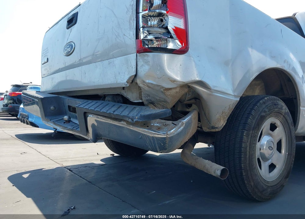 2005 FORD F-150 STX/XL/XLT VIN: 1FTRX12W85FB58939