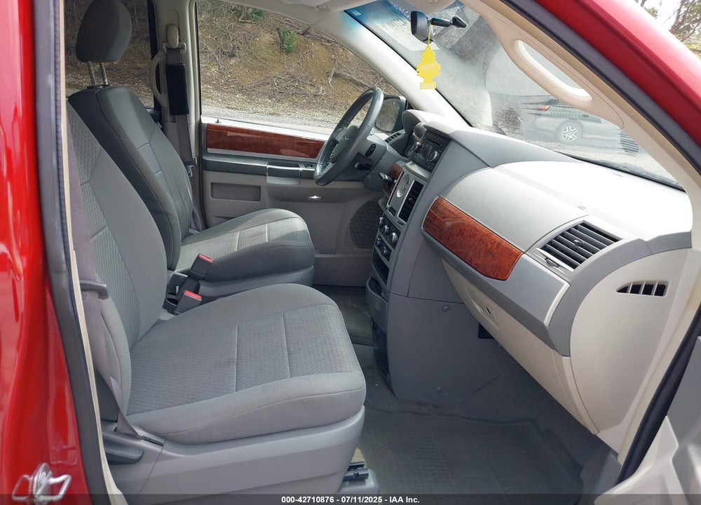 2009 CHRYSLER TOWN & COUNTRY TOURING VIN: 2A8HR54149R584827