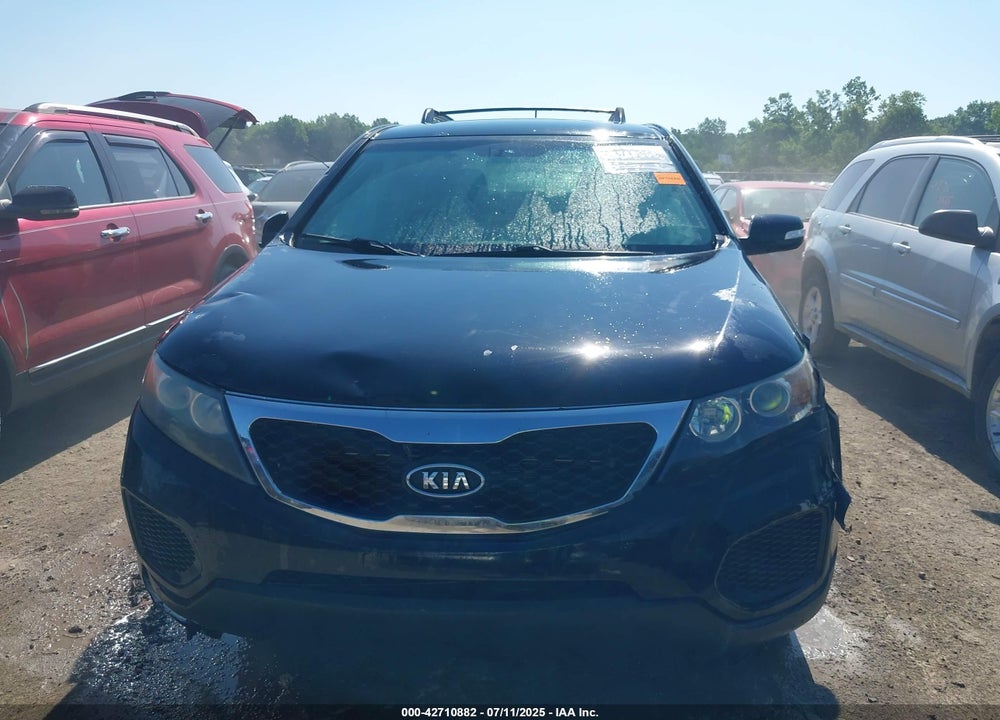 2011 KIA SORENTO VIN: 5XYKT3A1XBG183235