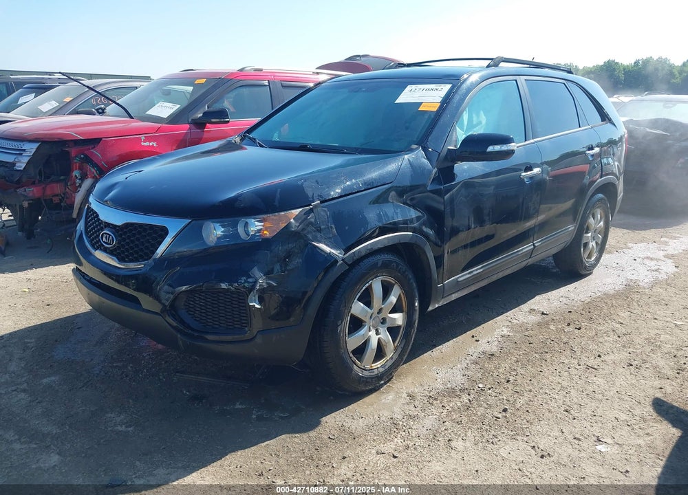 2011 KIA SORENTO VIN: 5XYKT3A1XBG183235