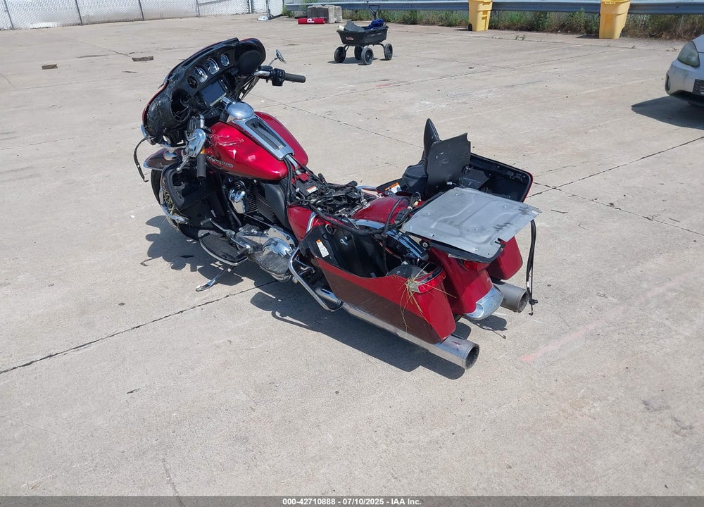 2018 HARLEY-DAVIDSON FLHTK ULTRA LIMITED VIN: 1HD1KED1XJB635438