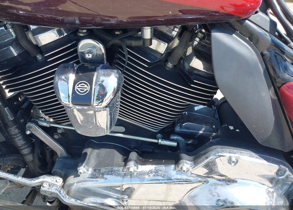 2018 HARLEY-DAVIDSON FLHTK ULTRA LIMITED VIN: 1HD1KED1XJB635438