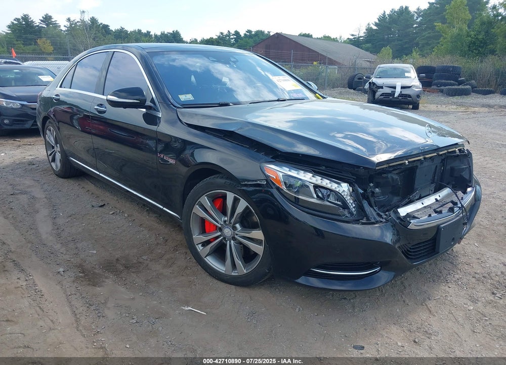 2016 MERCEDES-BENZ S 550 4MATIC VIN: WDDUG8FB4GA255538