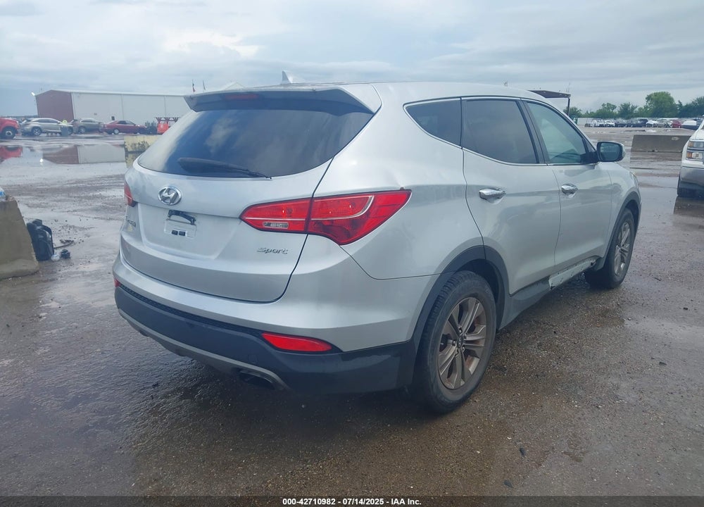 2016 HYUNDAI SANTA FE VIN: 5XYZT3LB1GG314452