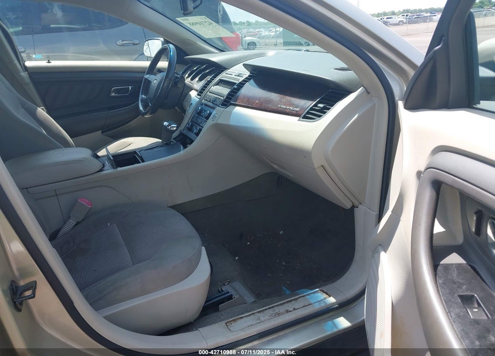 2010 FORD TAURUS VIN: 1FAHP2EW1AG170714