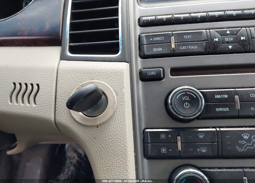2010 FORD TAURUS VIN: 1FAHP2EW1AG170714
