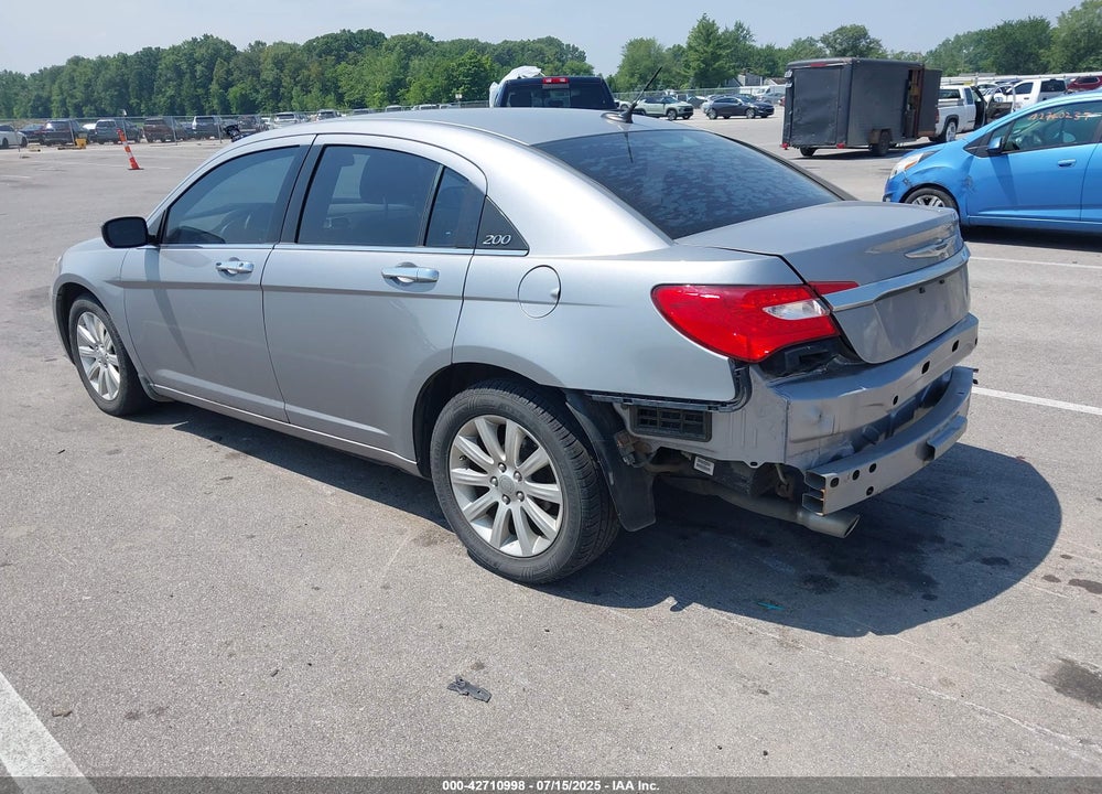 2013 CHRYSLER 200 LIMITED VIN: 1C3CCBCGXDN602328