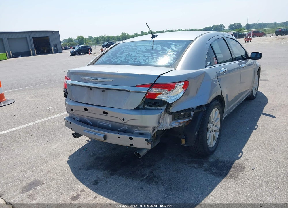 2013 CHRYSLER 200 LIMITED VIN: 1C3CCBCGXDN602328