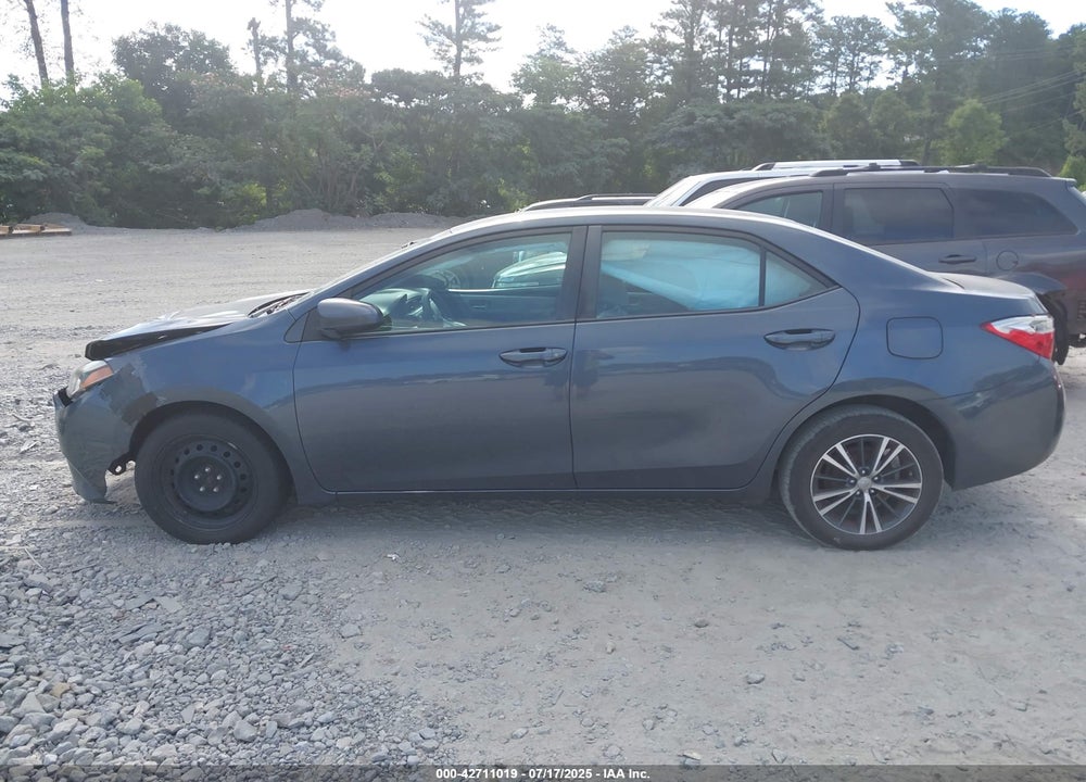 2015 TOYOTA COROLLA VIN: 5YFBURHE3FP270582