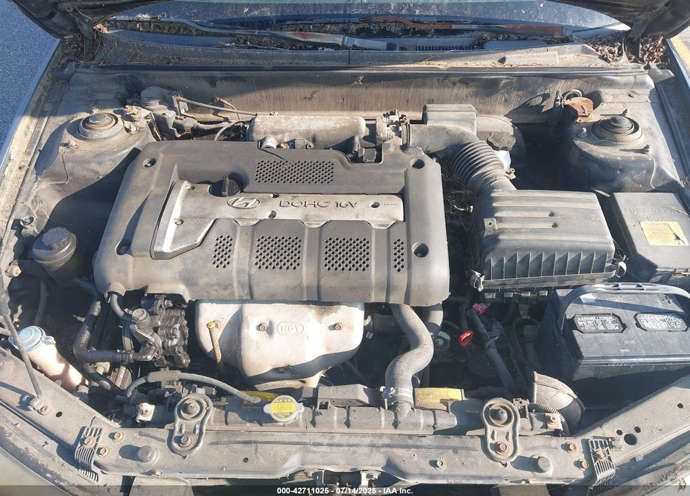 2002 HYUNDAI ELANTRA VIN: KMHDN45D12U445246