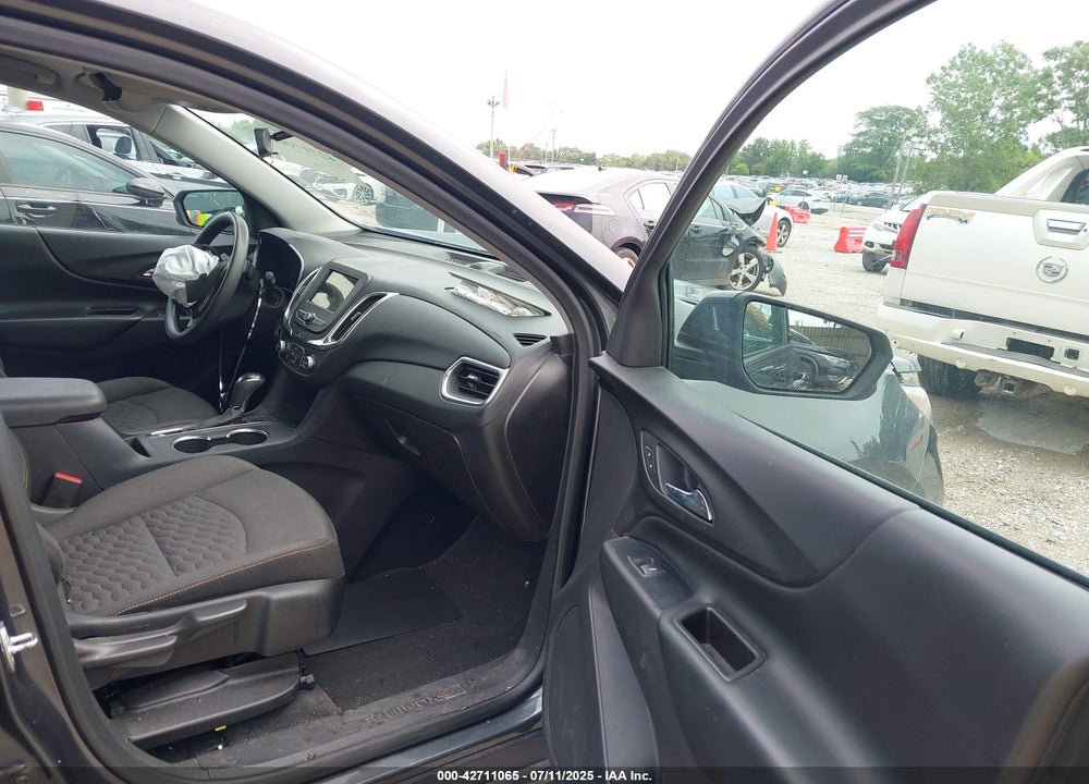 2019 CHEVROLET EQUINOX VIN: 3GNAXUEV4KS592646