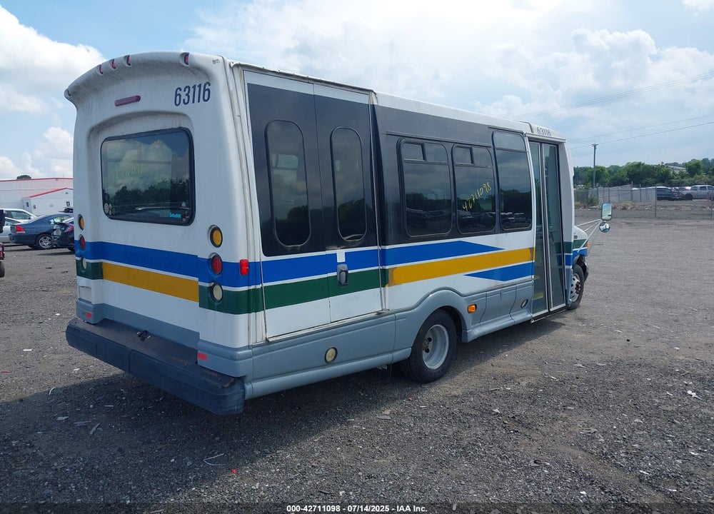 2006 FORD E-450 CUTAWAY VIN: 1FDXE45P06DA47474
