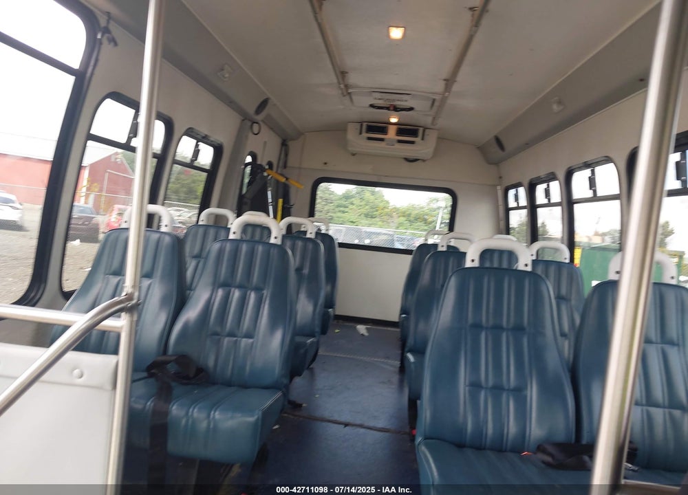 2006 FORD E-450 CUTAWAY VIN: 1FDXE45P06DA47474