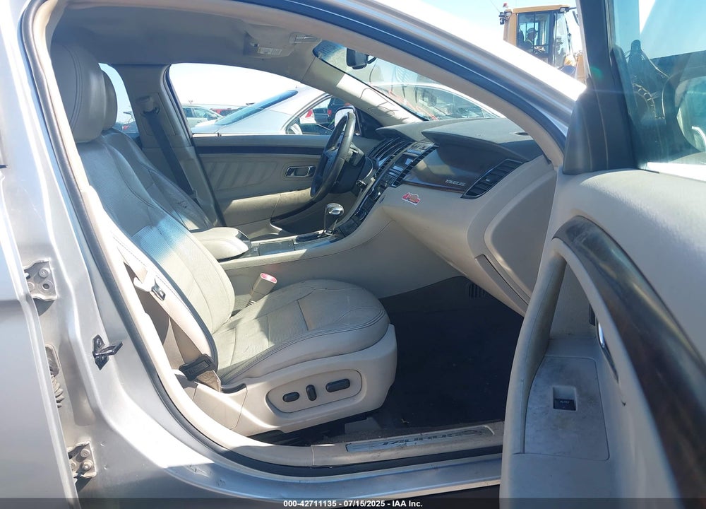 2011 FORD TAURUS VIN: 1FAHP2FW8BG111627