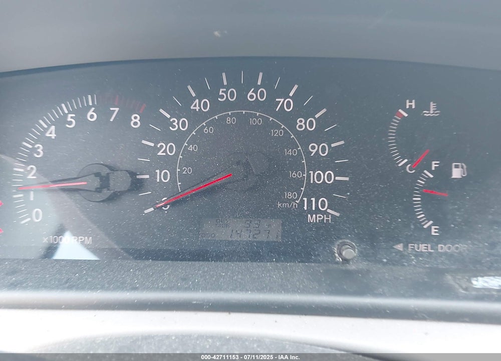 2007 TOYOTA COROLLA LE VIN: 1NXBR30E77Z853232