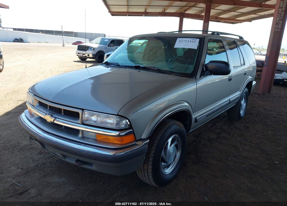 2001 CHEVROLET BLAZER LT VIN: 1GNDT13W31K152009