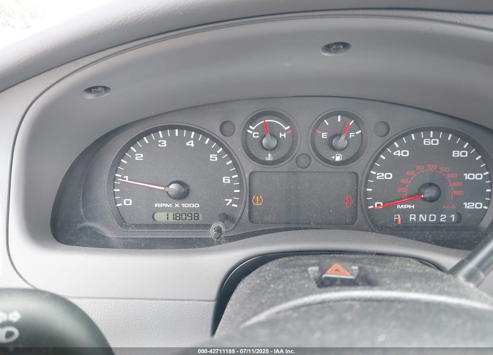 2011 FORD RANGER VIN: 1FTKR1AD2BPA86945