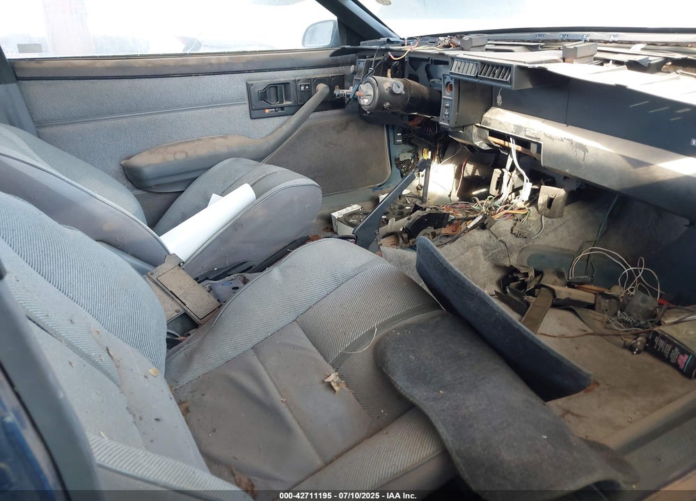 1989 CHEVROLET CAMARO VIN: 1G1FP21S0KL102815