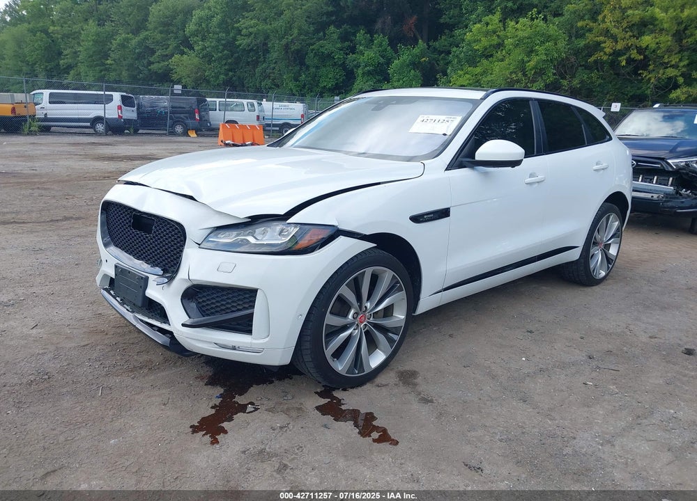 2017 JAGUAR F-PACE VIN: SADCL2BV5HA064702