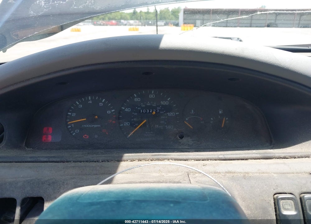 1996 MAZDA 626 DX/LX VIN: 1YVGE22C2T5556900