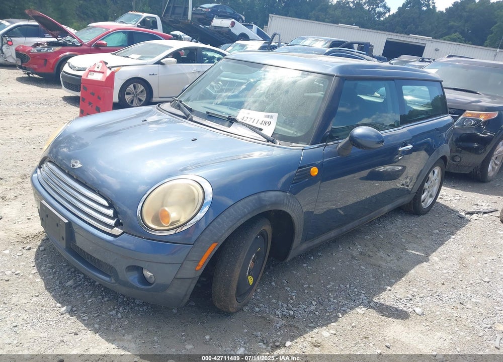 2009 MINI COOPER CLUBMAN VIN: WMWML33549TX36210