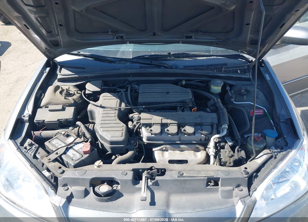 2005 HONDA CIVIC LX VIN: 2HGES16515H560574