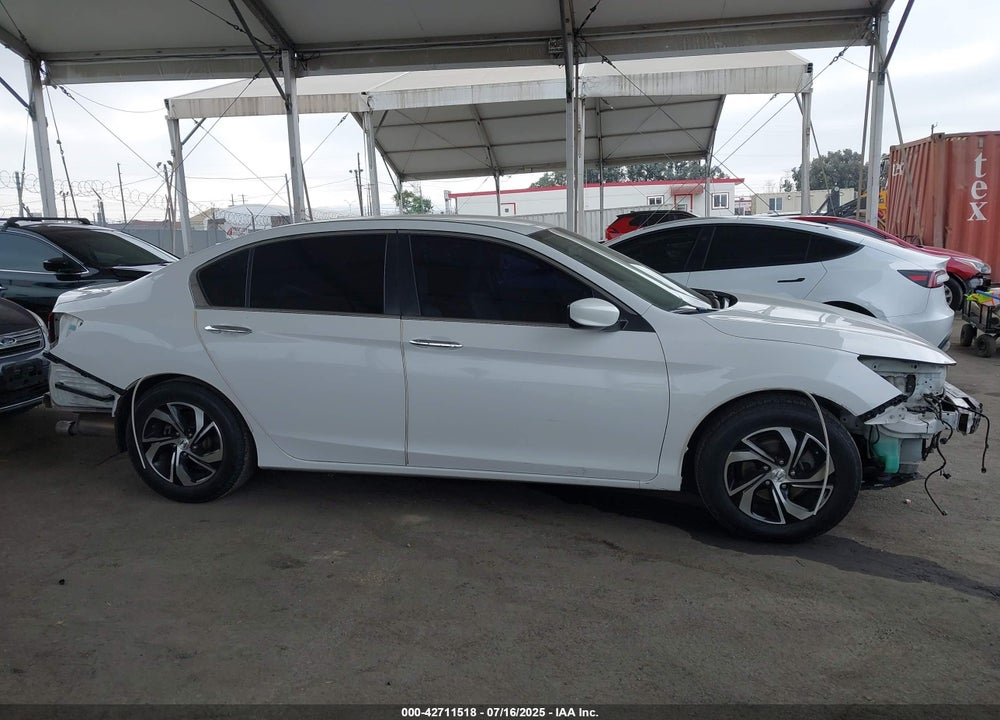 2017 HONDA ACCORD VIN: 1HGCR2F32HA020466