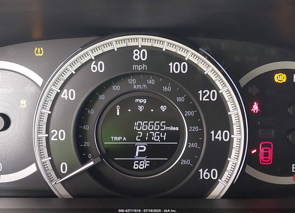 2017 HONDA ACCORD VIN: 1HGCR2F32HA020466