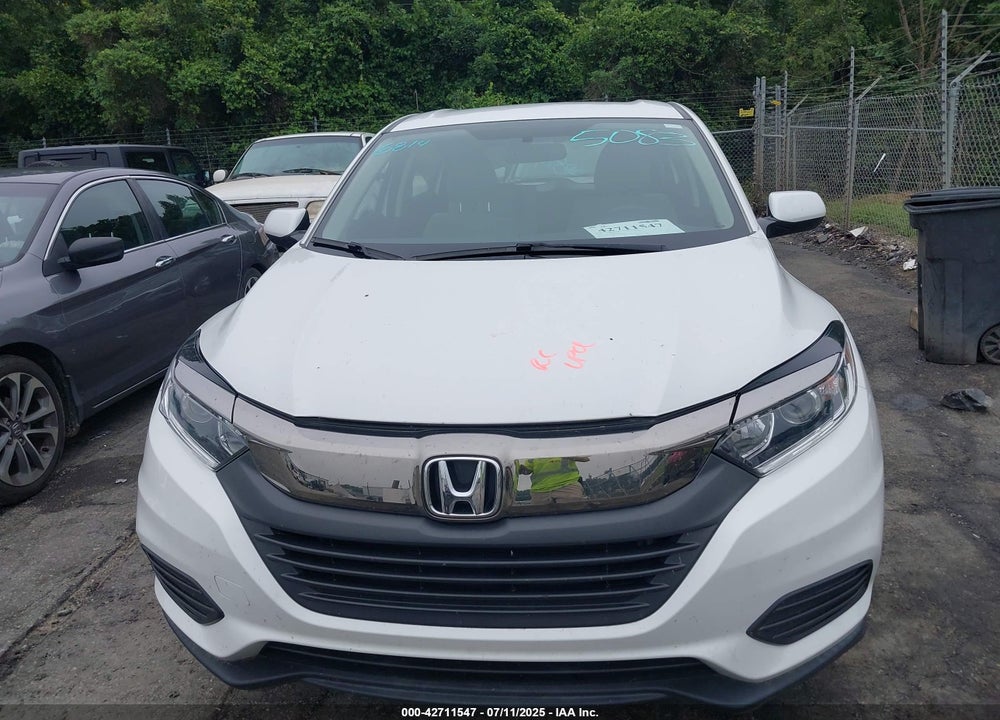 2022 HONDA HR-V VIN: 3CZRU5H38NM745083
