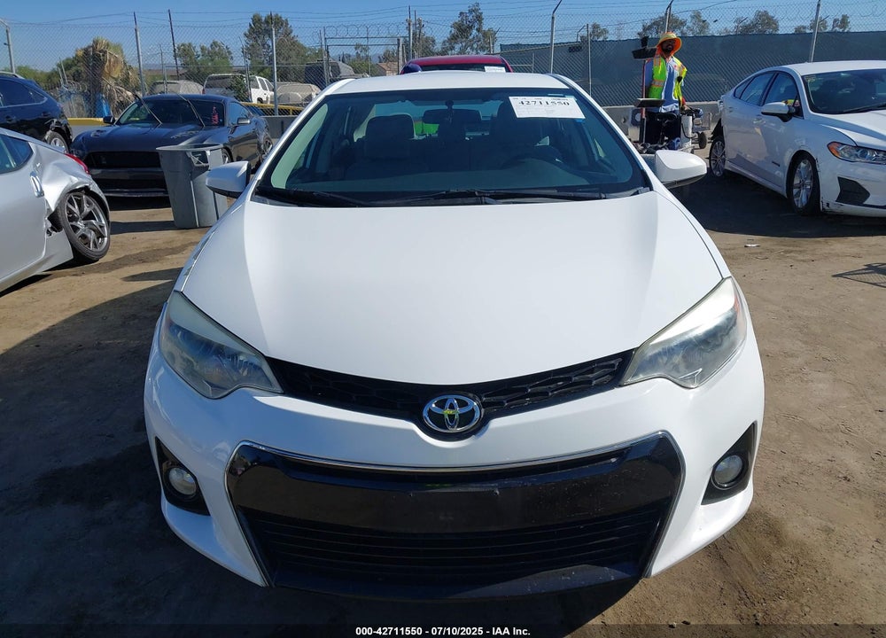 2014 TOYOTA COROLLA VIN: 5YFBURHE9EP055738