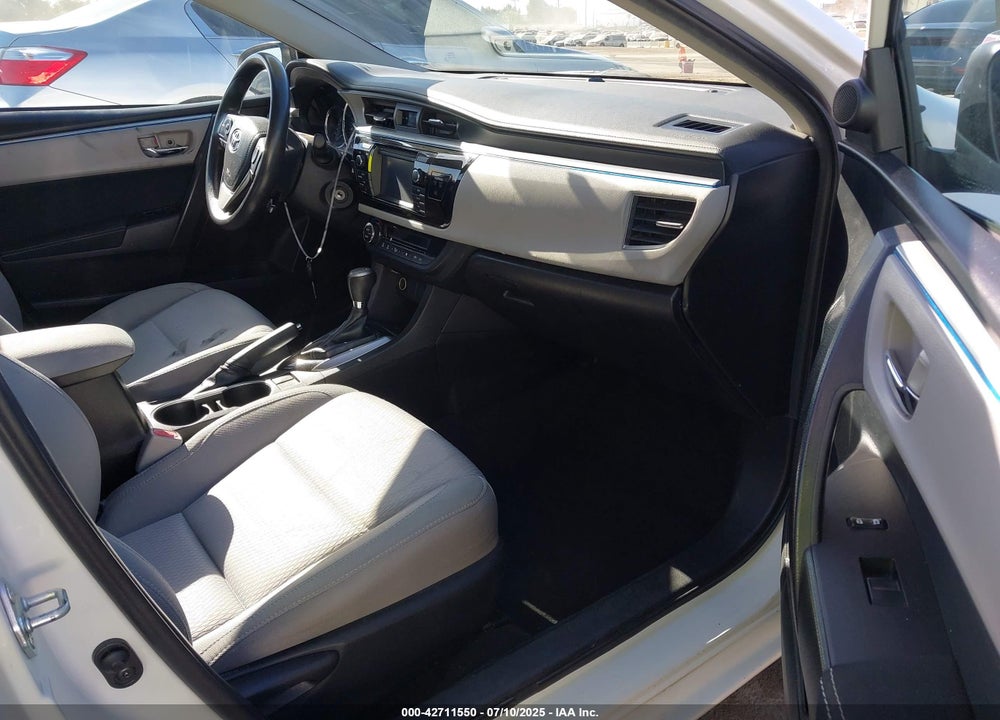 2014 TOYOTA COROLLA VIN: 5YFBURHE9EP055738