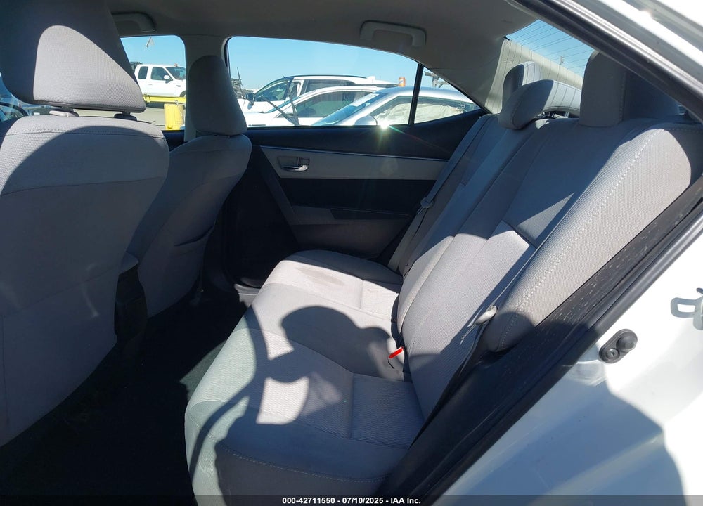 2014 TOYOTA COROLLA VIN: 5YFBURHE9EP055738