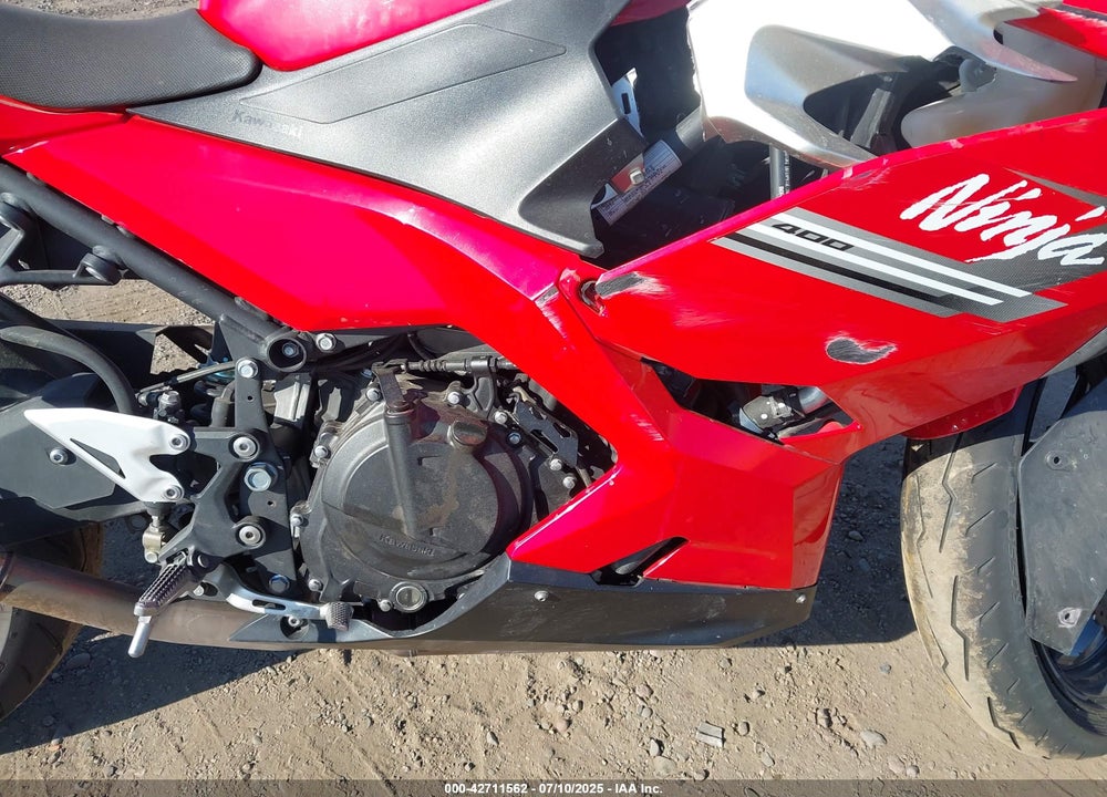 2021 KAWASAKI EX400 VIN: JKAEXKH15MDAB9421