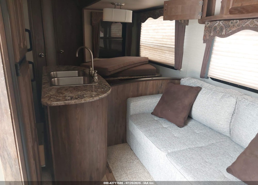 2015 COUGAR KEYSTONE VIN: 4YDT26R23FV508504
