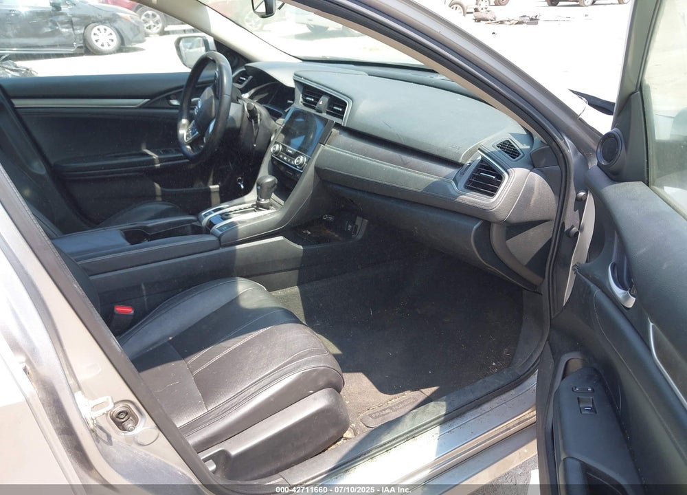 2016 HONDA CIVIC VIN: 19XFC1F7XGE024304