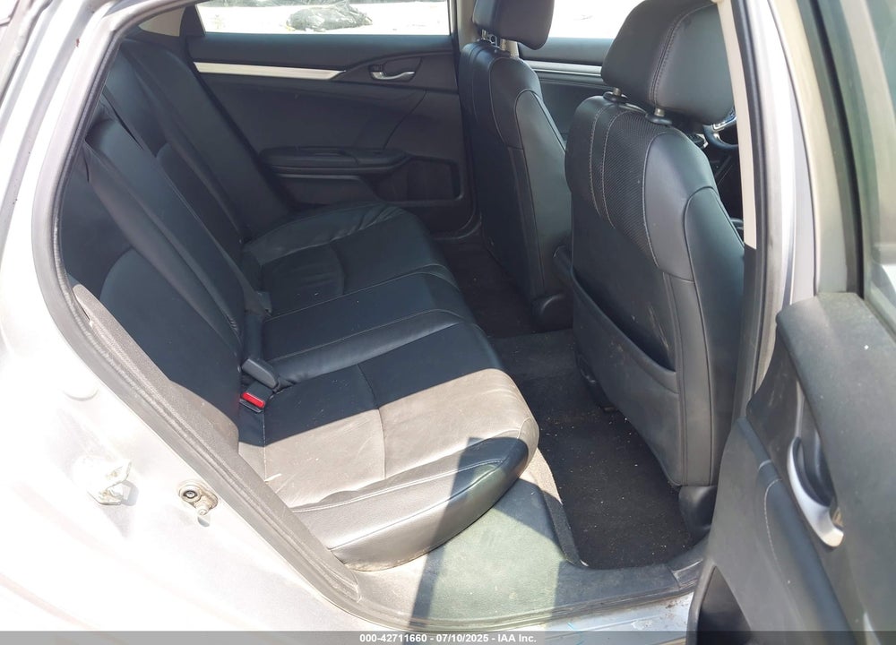 2016 HONDA CIVIC VIN: 19XFC1F7XGE024304