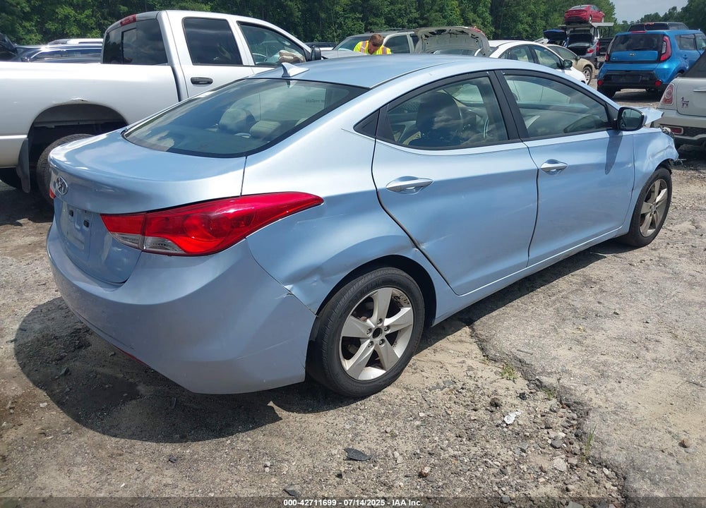 2013 HYUNDAI ELANTRA VIN: KMHDH4AE0DU759673
