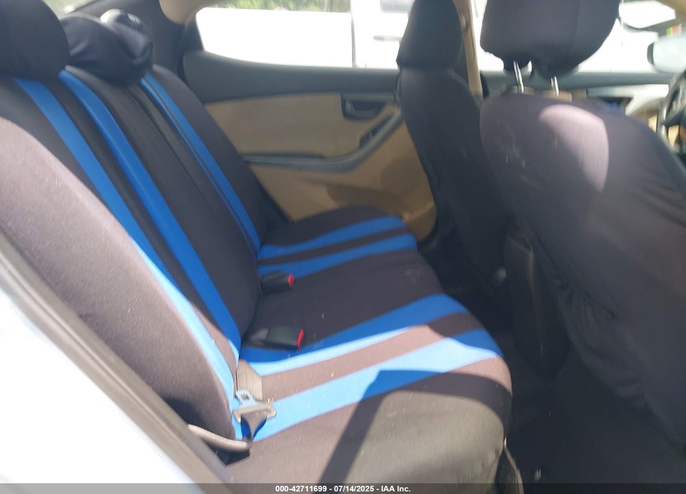 2013 HYUNDAI ELANTRA VIN: KMHDH4AE0DU759673