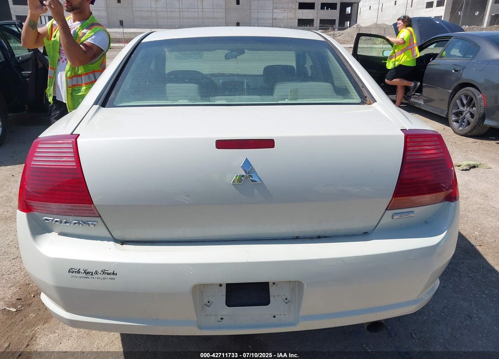 2004 MITSUBISHI GALANT VIN: 4A3AB36F84E082805