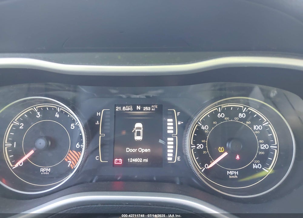 2014 JEEP CHEROKEE VIN: 1C4PJMCB1EW179315