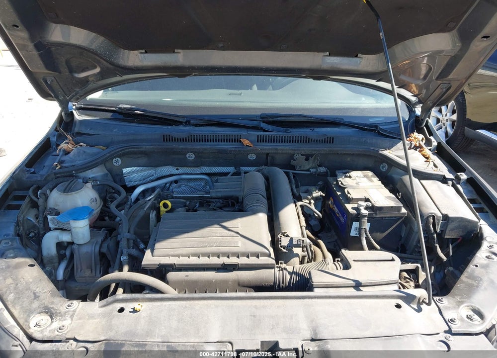2017 VOLKSWAGEN JETTA VIN: 3VW2B7AJ0HM352245
