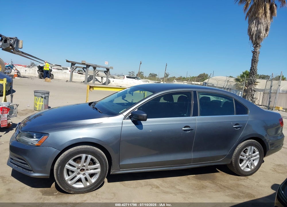 2017 VOLKSWAGEN JETTA VIN: 3VW2B7AJ0HM352245