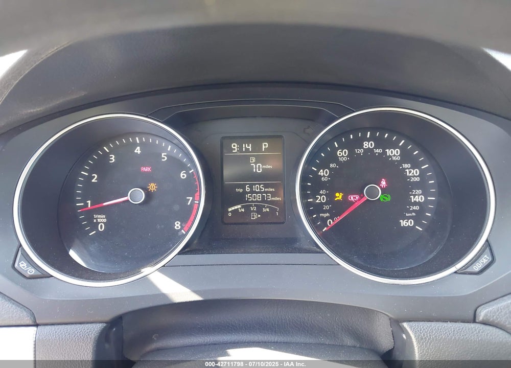 2017 VOLKSWAGEN JETTA VIN: 3VW2B7AJ0HM352245